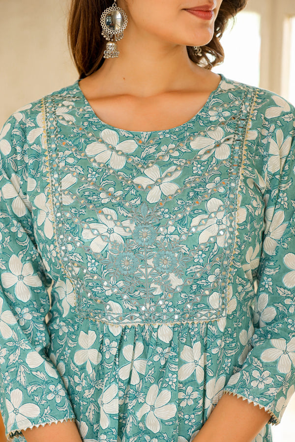 Majestic Gardens Embroidery Kurta pant