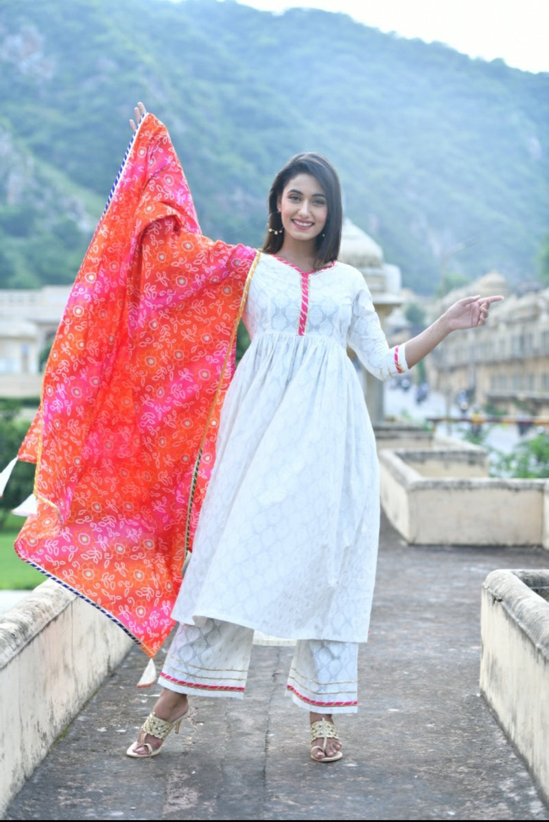 Self print white suit set with Bandhej Dupatta & Gota detailing