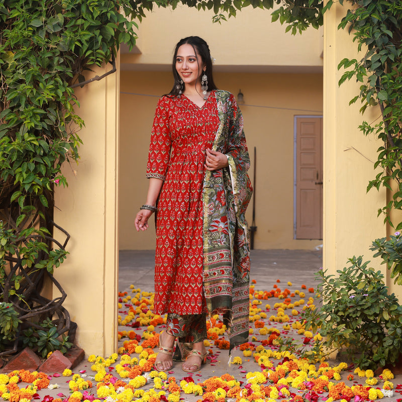 Razia Red Handblock Cotton Pleated Straight Suit Set