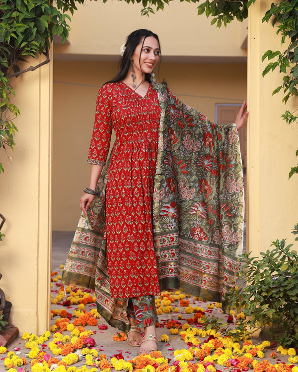 Razia Red Handblock Cotton Pleated Straight Suit Set