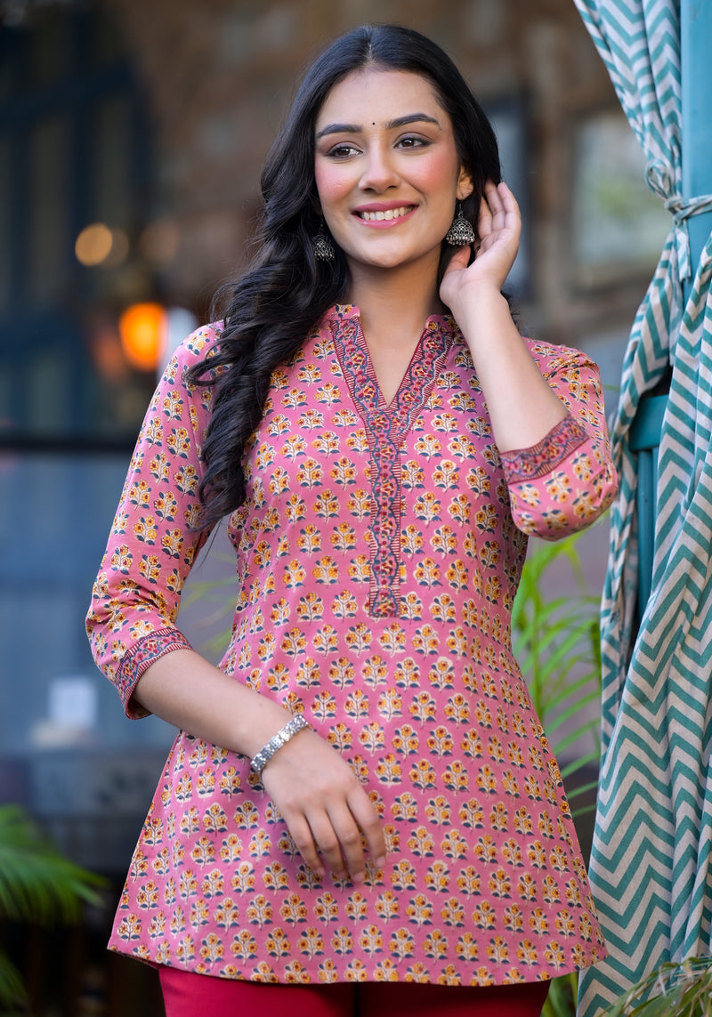 Peach Buti Print Cotton Short Kurta