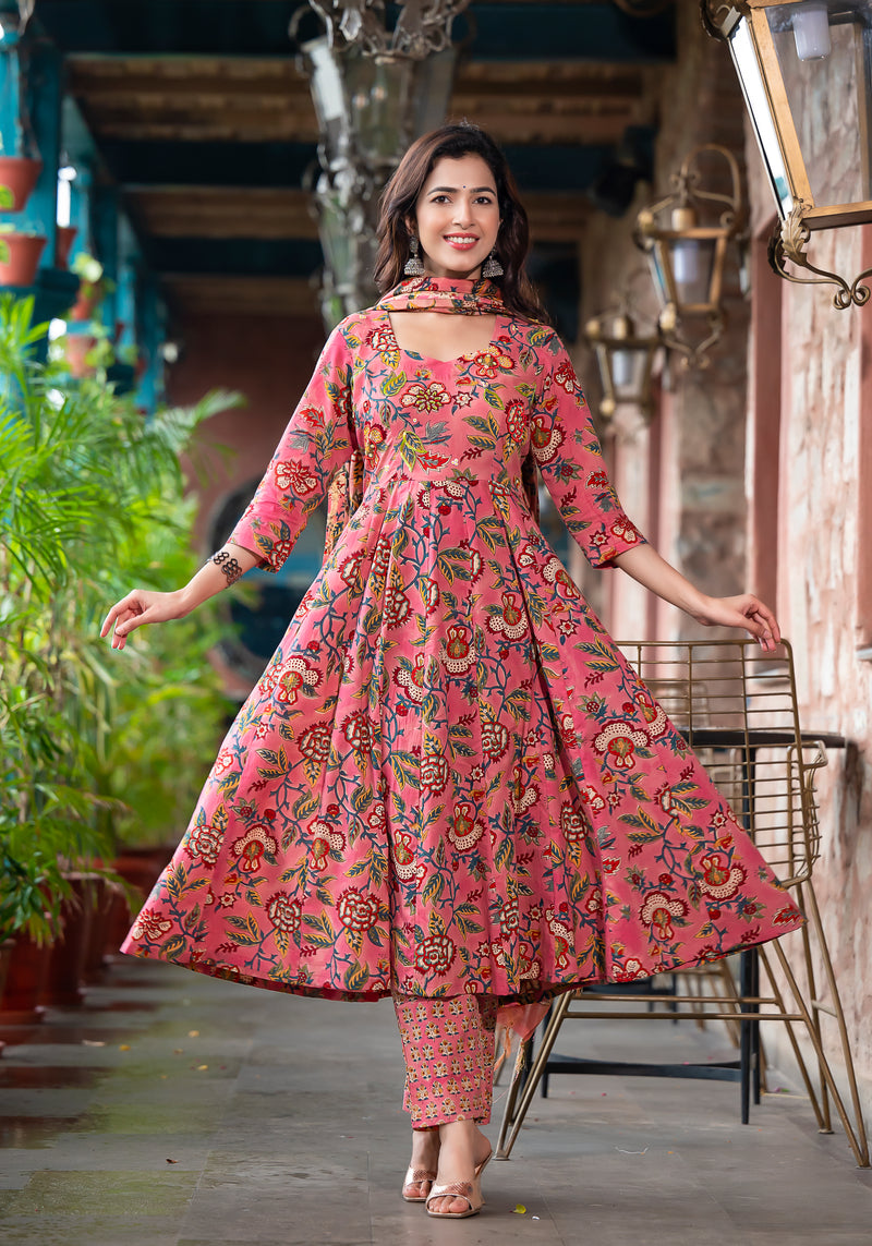 Ghoomar Floral Block print Handwork Suit Set