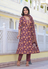 Ryza Megenta Floral Flarey Suit Set