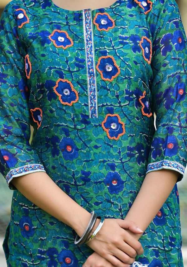 Gulnaaz Green Embroidered Handblock Chanderi Kurta Pant Set