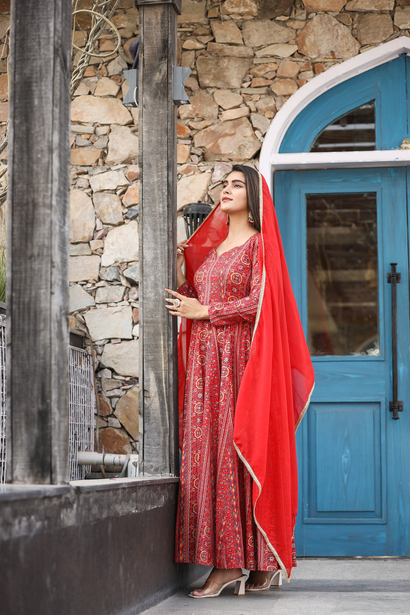 Red Fantasy Anarkali Gher Organza Dupatta Dress