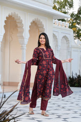 Splendid Maroon Gold Gotapatti Cotton Suit Set