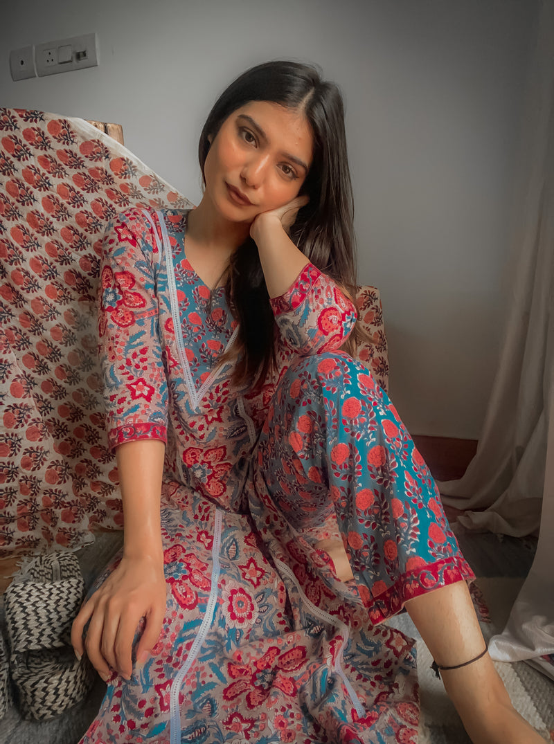Red Blossom Lace Detailed Handblock Suit set