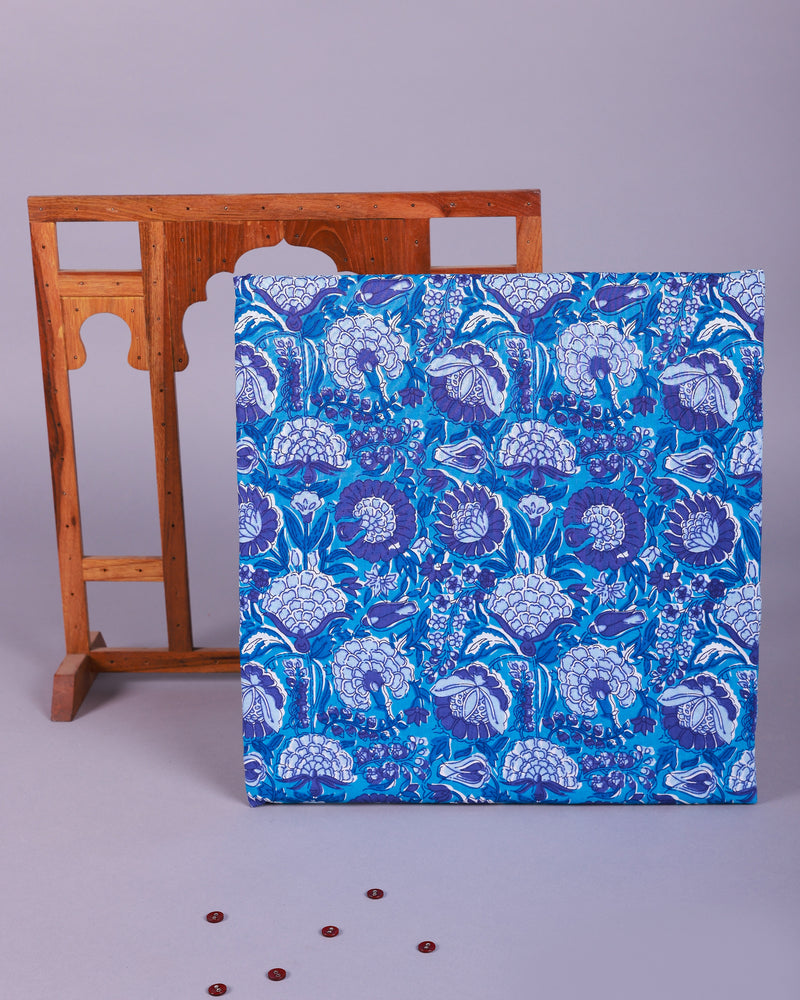 PERIWINKLE TWINKLE FLORAL COTTON FABRIC (WIDTH 42 INCHES)