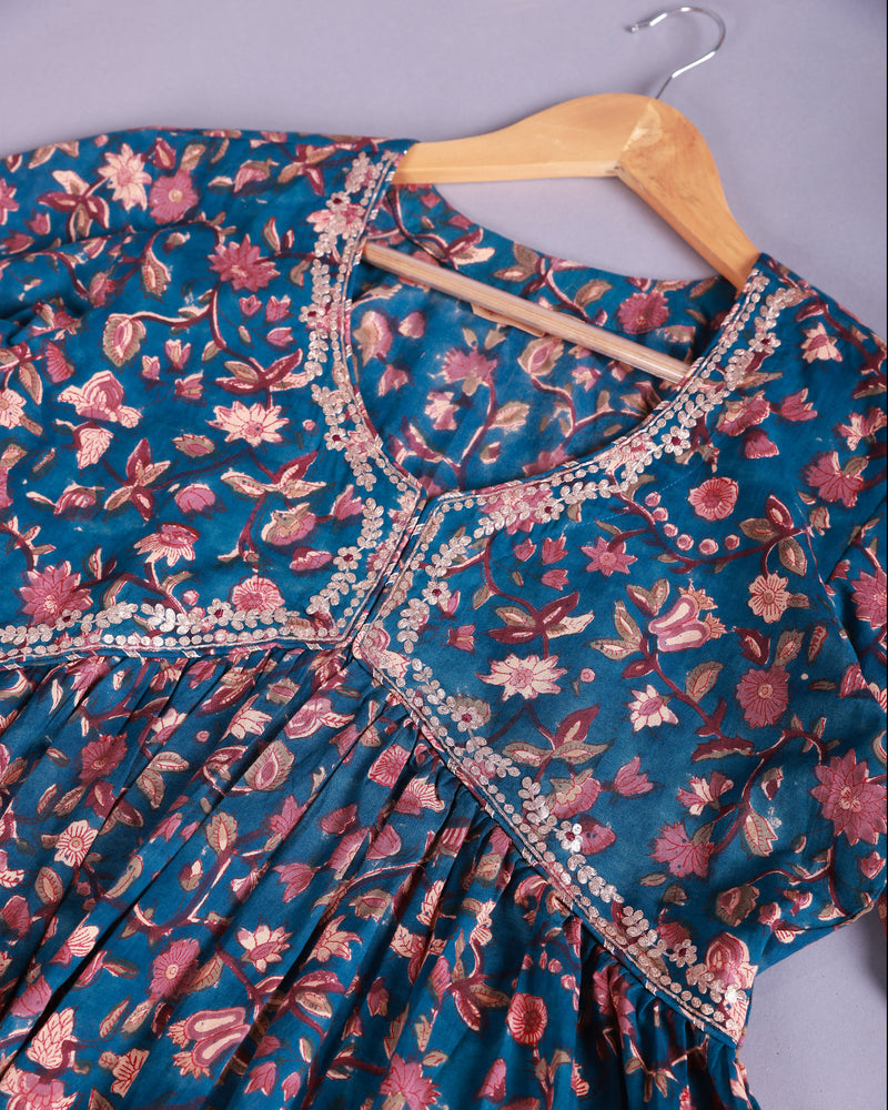 Midnight Blue Lace Detailed Suit Set