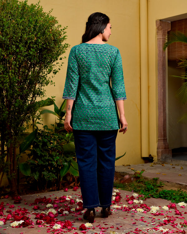 Sauge Handblock Pintuck Short Kurta