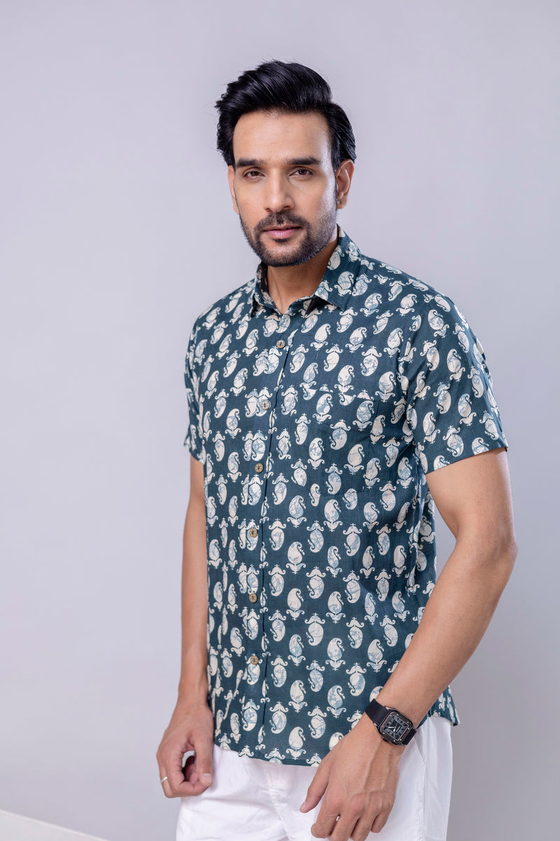 Arav Bottle Green  Printed Cotton Men’s Shirt