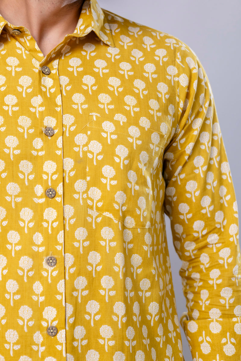 Pulkit Yellow Printed Cotton Men’s Shirt
