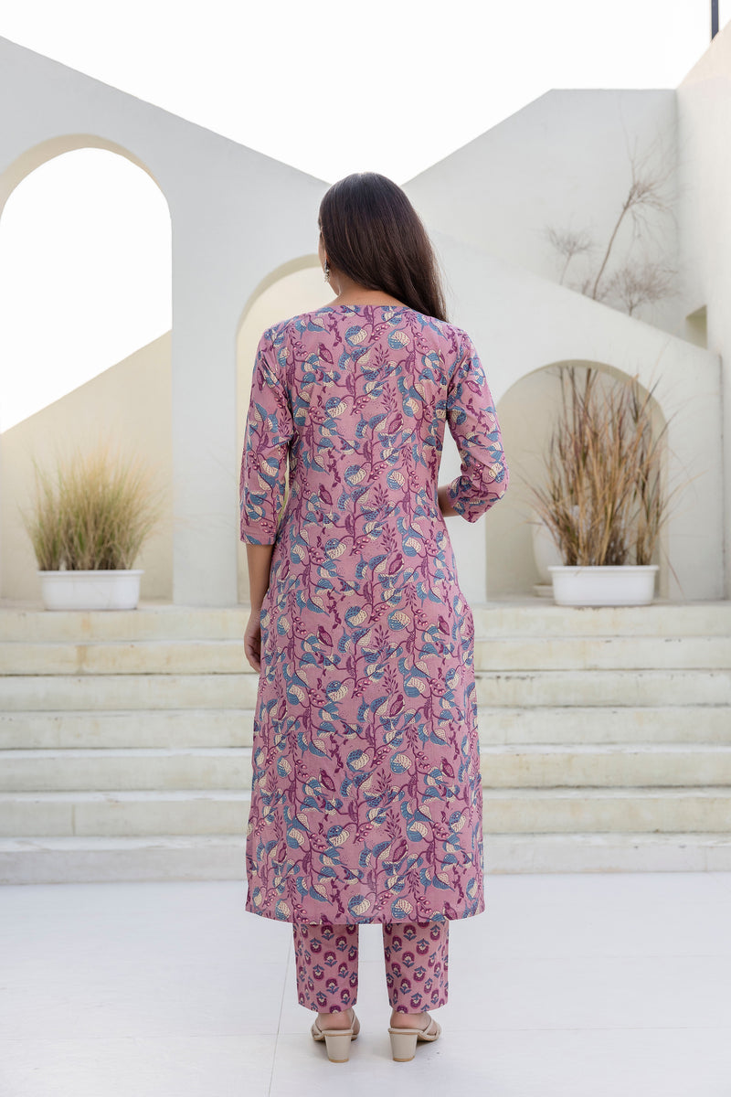 Farhana Pink Printed Cotton Suit Set With Chiffon Dupatta