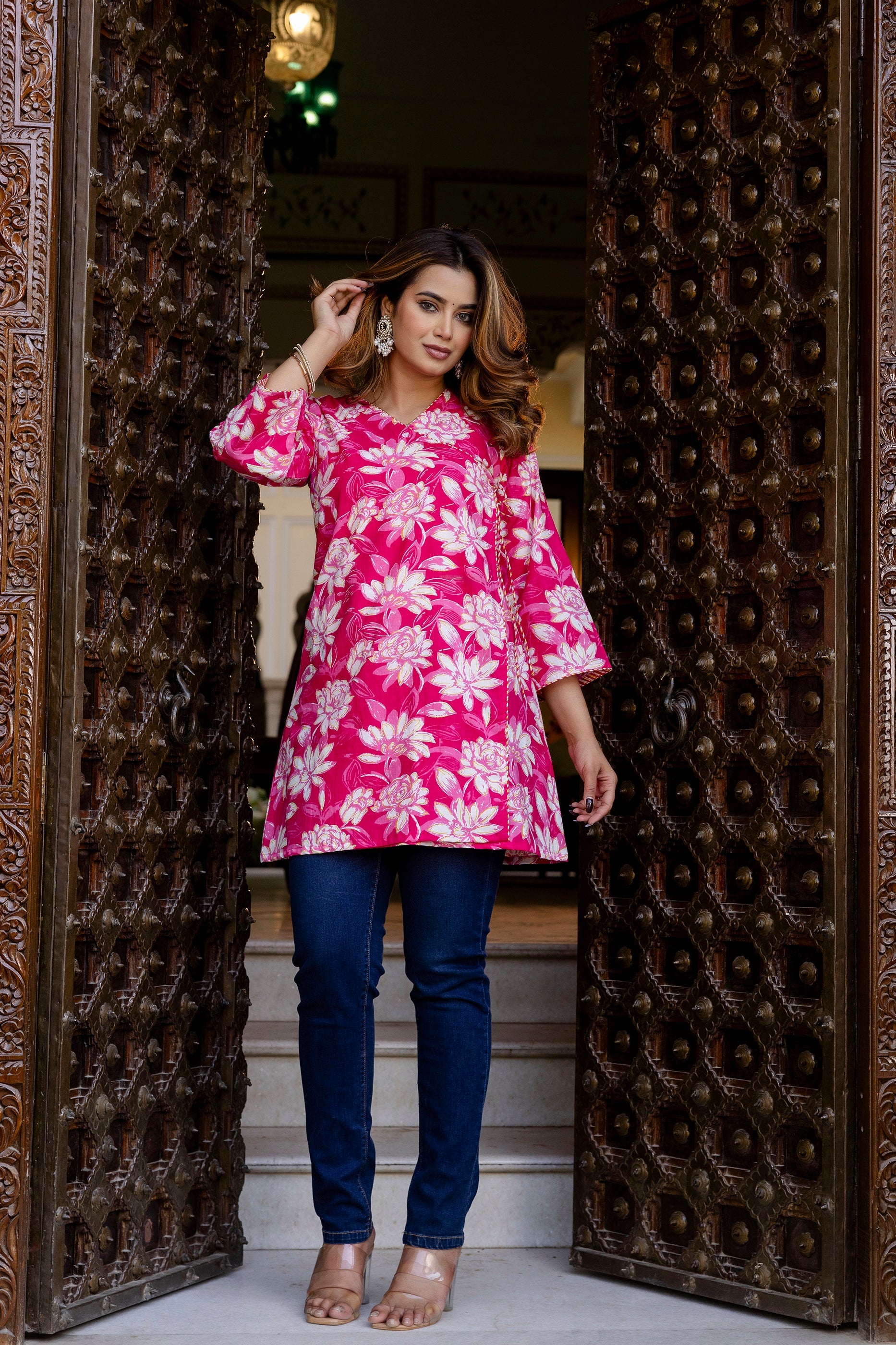 Beautiful short kurta suit main image 1
