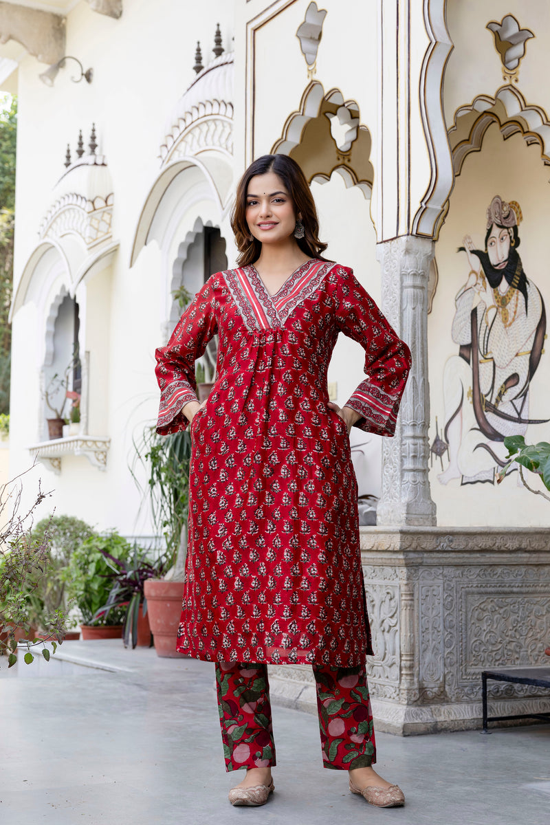 Siya Pure Chanderi Straight Fit Suit Set with Lace Detail