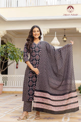 “Siyah Saanjh” Classic Print Suit Set  With Mul Cotton Dupatta