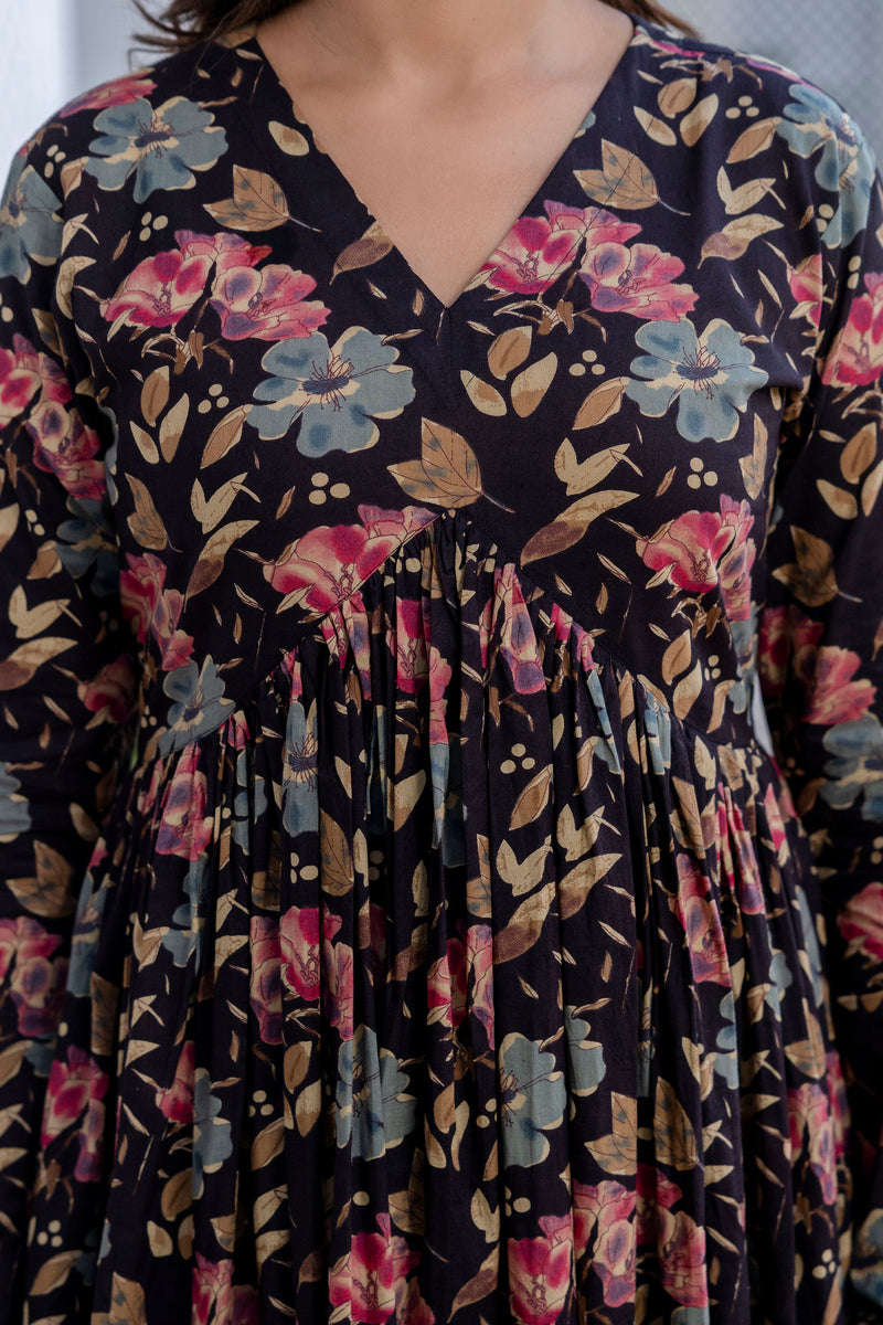 Berry Floral Megenta Cotton Suit Set With Chiffon Lace Work Dupatta