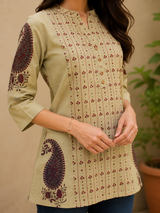 Vanyaa Rustic Bloom  Paisley Printed Short Kurti