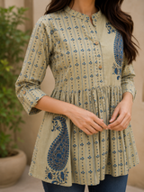 Aafiya Indigo Paisley Printed Short Kurti