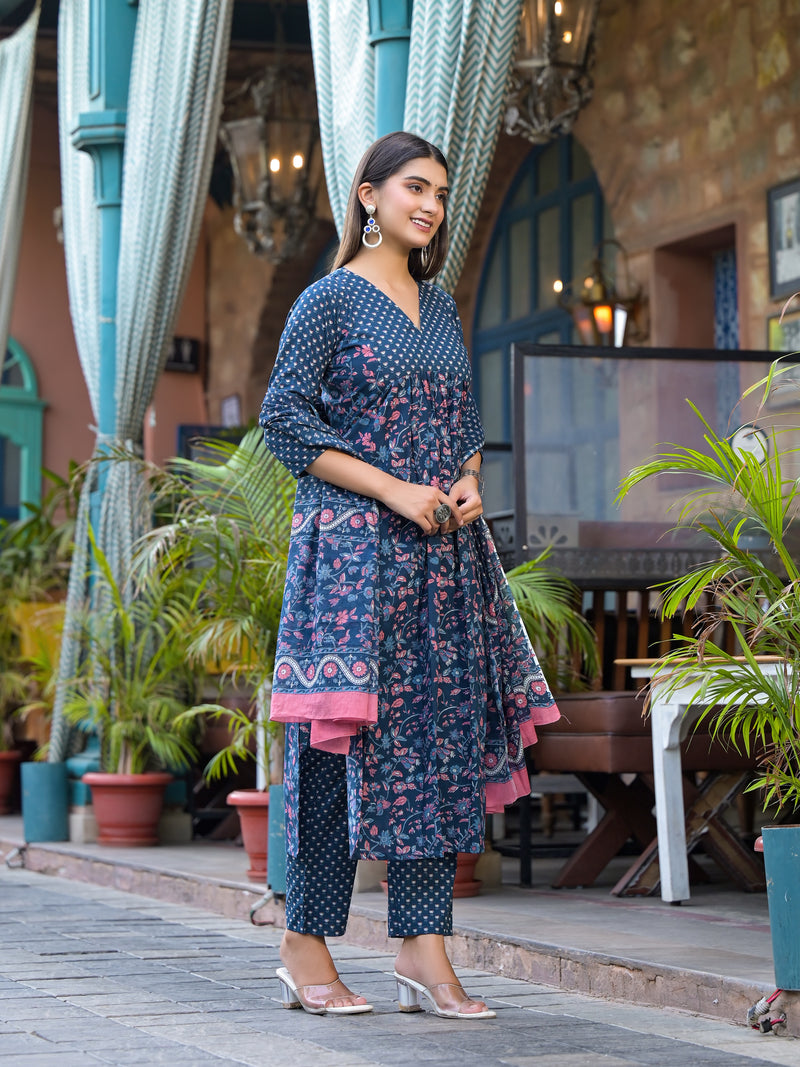 Hoor Floral Print Cotton Suit Set