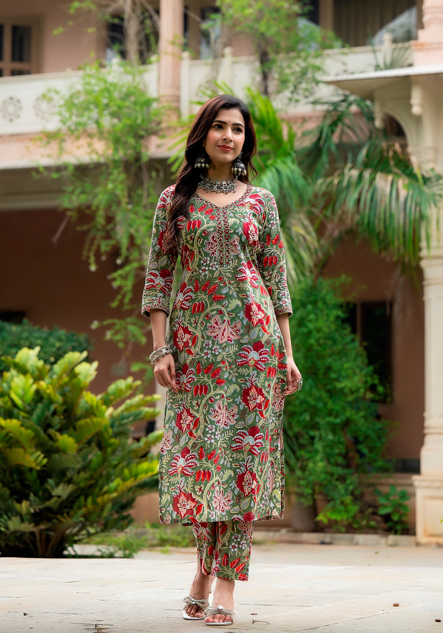 Shop Inaya Straight Fit Suit Set Online Jaipuri Adaah shop-inaya-straight-fit-suit-set-online-jaipuri-adaah