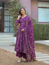 Jamuni Adaah Classic Floral Printed Suit Set With Mul Cotton Dupatta