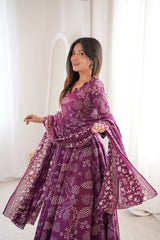 Jamuni Adaah Classic Floral Printed Suit Set With Mul Cotton Dupatta