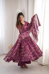 Jamuni Adaah Classic Floral Printed Suit Set With Mul Cotton Dupatta