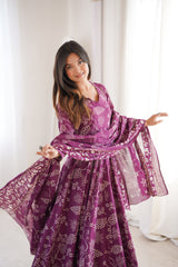 Jamuni Adaah Classic Floral Printed Suit Set With Mul Cotton Dupatta