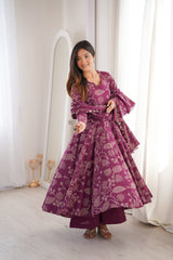 Jamuni Adaah Classic Floral Printed Suit Set With Mul Cotton Dupatta