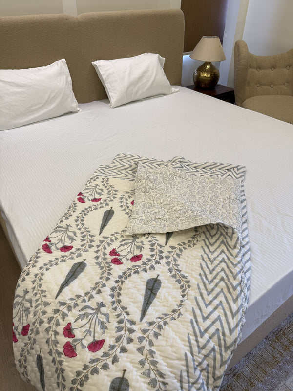 Meadow Dream White Reversible Handblock Printed Cotton Single Bed Jaipuri Razai