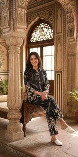 Zariya Noir Black Ikat Co-ord Set