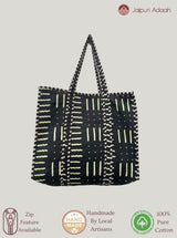 Swing black quilted tote bag