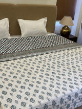 Geonest Sage Green Reversible Handblock Printed Quilted Double Bed Jaipuri Razai