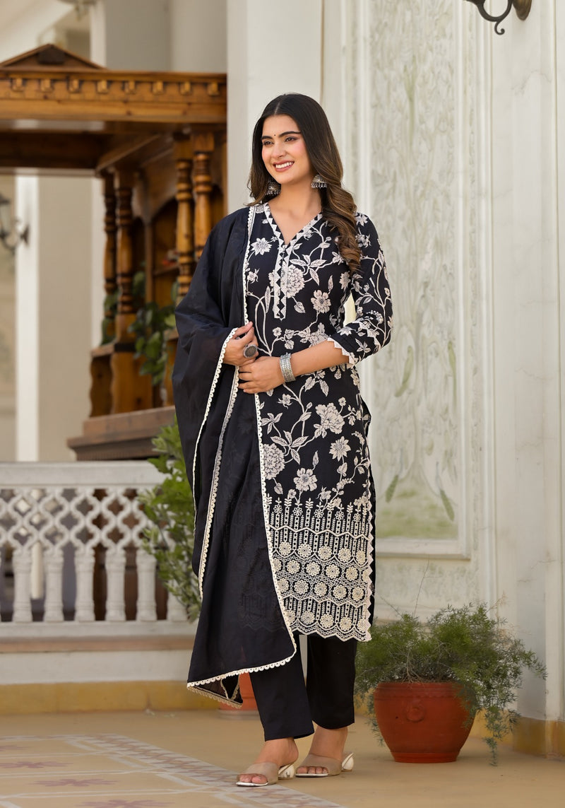 Noor Straight Fit suit set with Cotton Dupatta