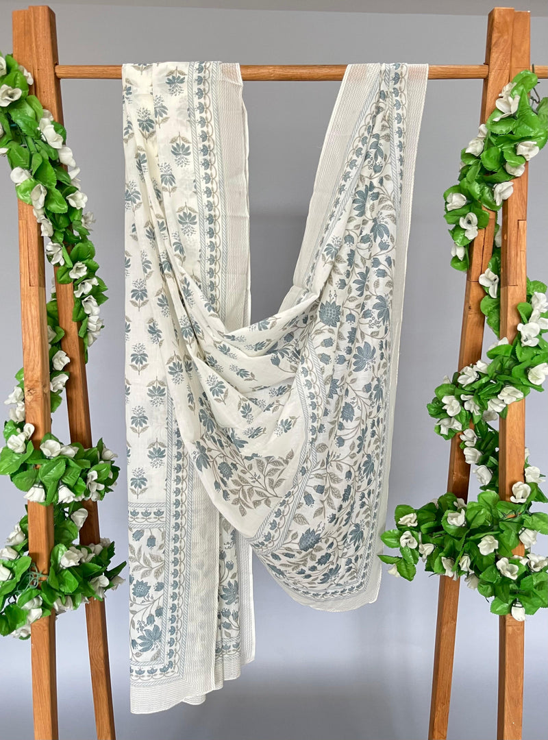 Roshini white printed cotton dupatta
