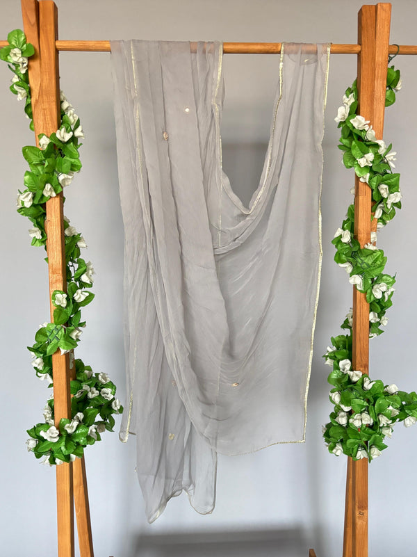 Nizam grey dupatta with lace detailing
