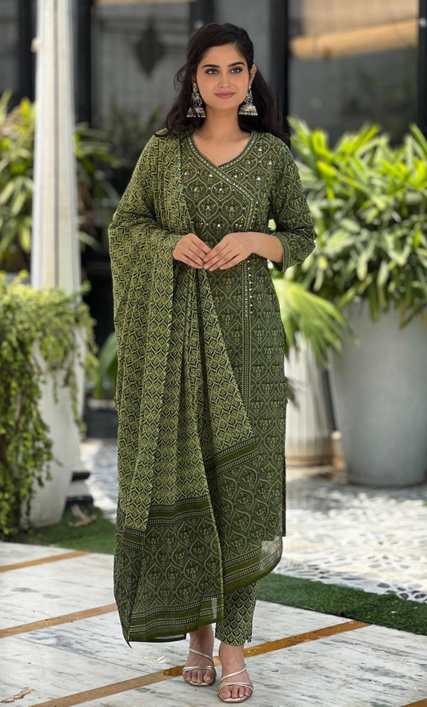 Sahara green embroidered cotton suit set with mul cotton dupatta