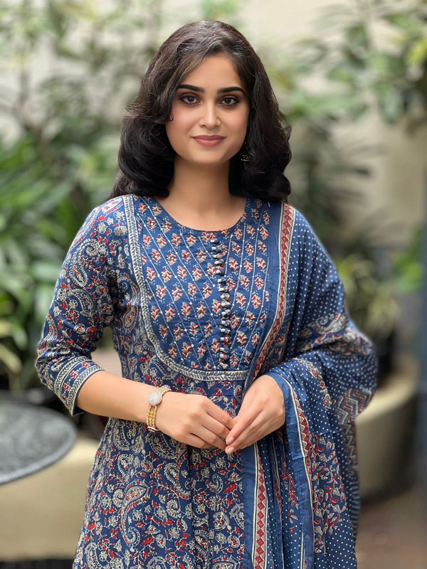 Elegant Indigo Blue Printed Cotton Suit Set with mul cotton dupatta