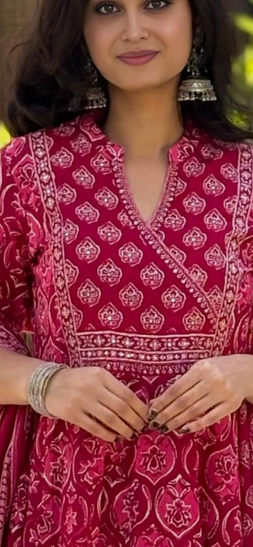 Nora Pink Embroidered Cotton Suit Set With Mul Cotton Dupatta