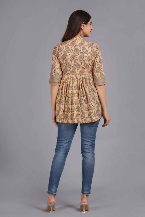 Elegant Peach Floral Print Cotton Kurti