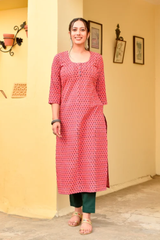 Parvin Pink Handblock Buti Print Cotton Straight Pleated Kurta