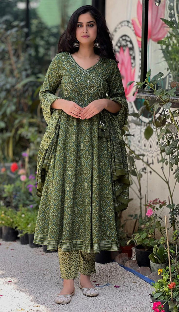 Sangi green embroidered anarkali set with mul cotton dupatta