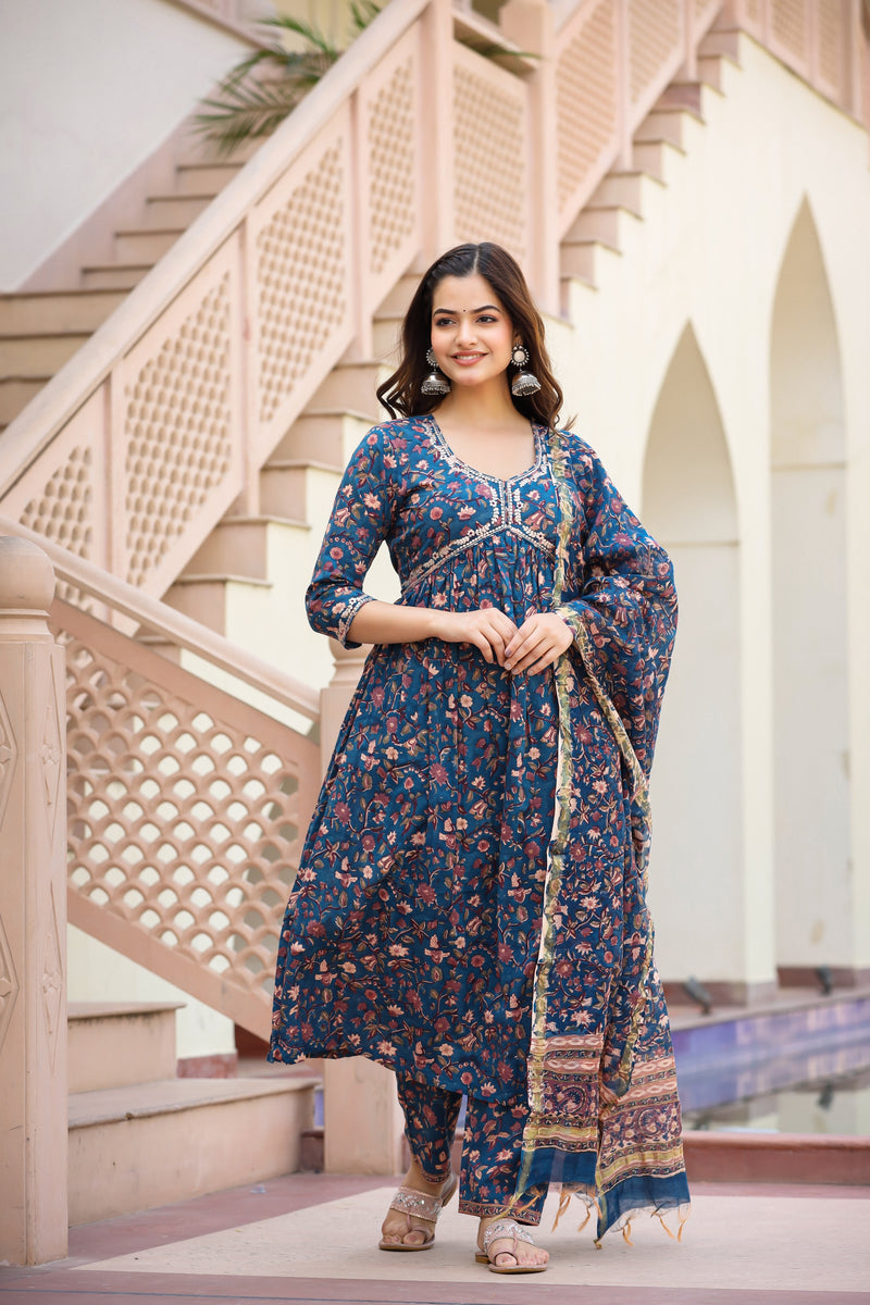 Midnight Blue Lace Detailed Suit Set