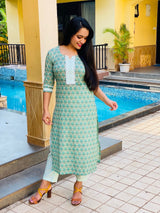 Emerald Green straight fit Cotton Suit Set