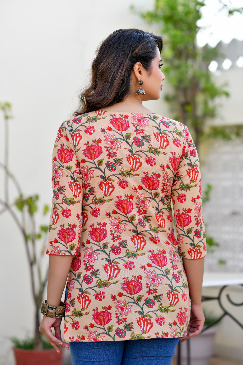 Red Roses Shorts Red Roses Short kurta