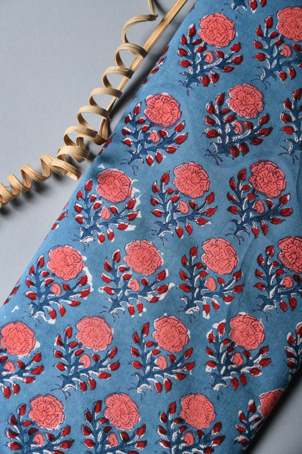 INTRICATE LACE DETAIL HANDBLOCK COTTON FABRIC (WIDTH 44 INCHES)