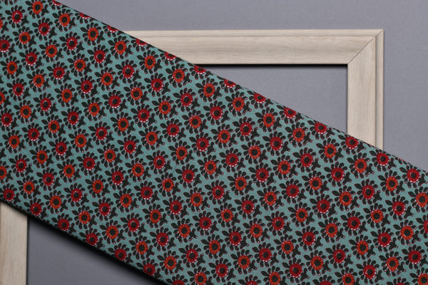 DOWN TO EARTH FLORAL FABRIC (WIDTH 44 INCHES)