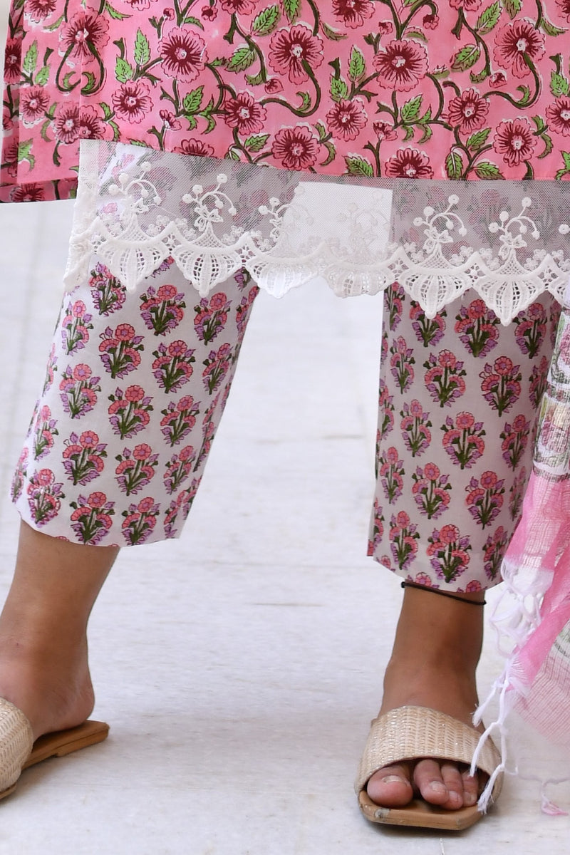 Rosy Pink Floral Mul Handblock Fabric (WIDTH 44 INCHES)