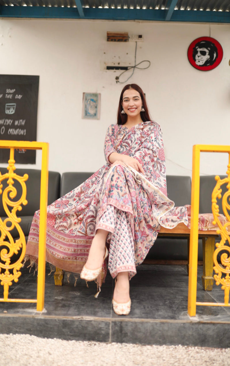 Almond Pink Floral Handblock Suit set